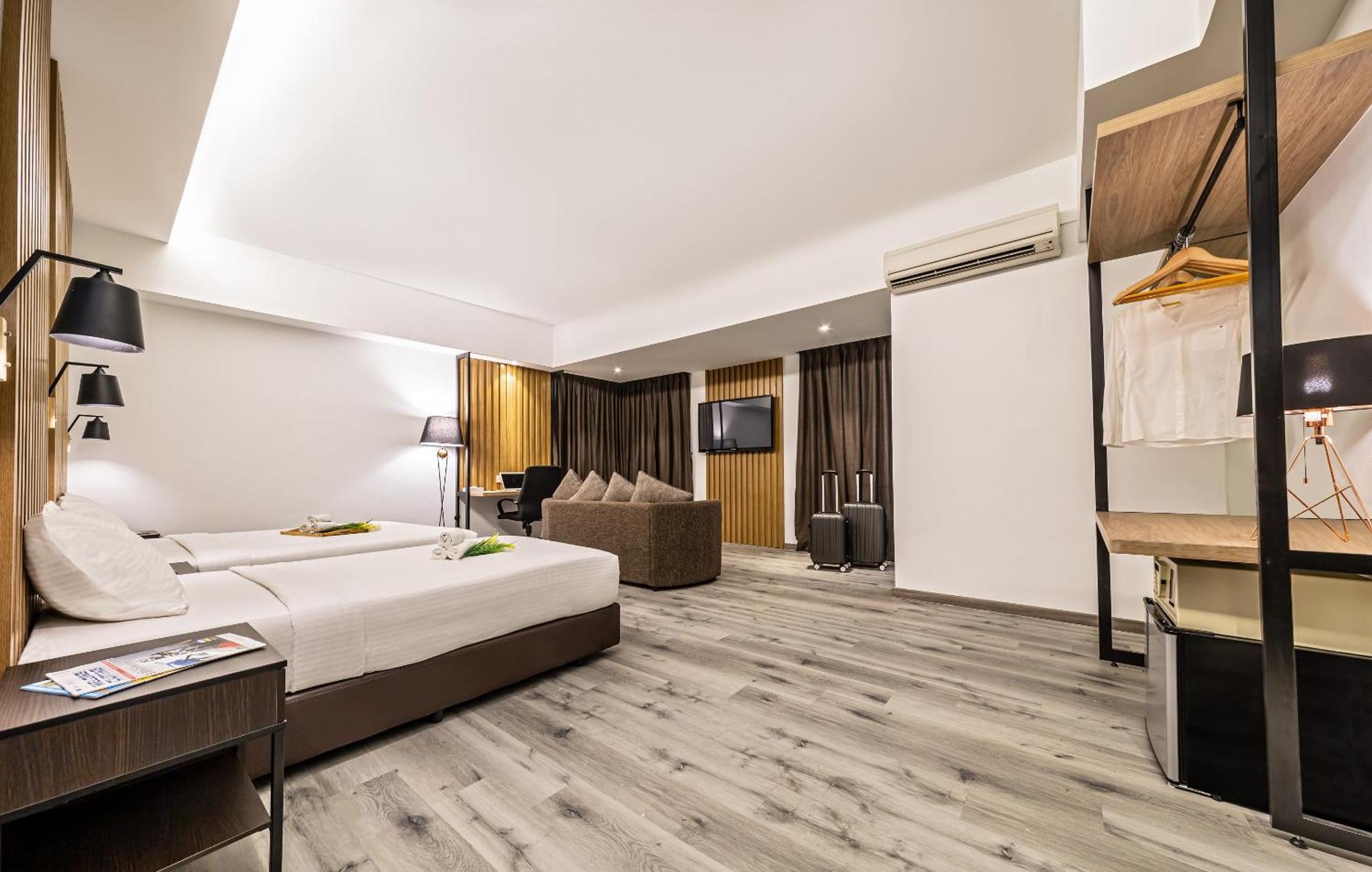 Thy Executive Hotel Джохор-Бару Екстер'єр фото