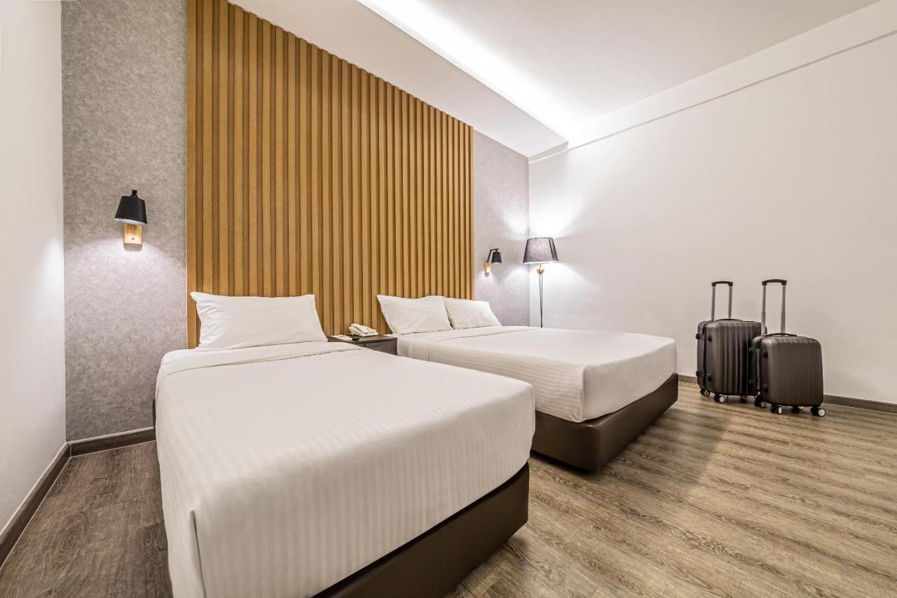 Thy Executive Hotel Джохор-Бару Екстер'єр фото