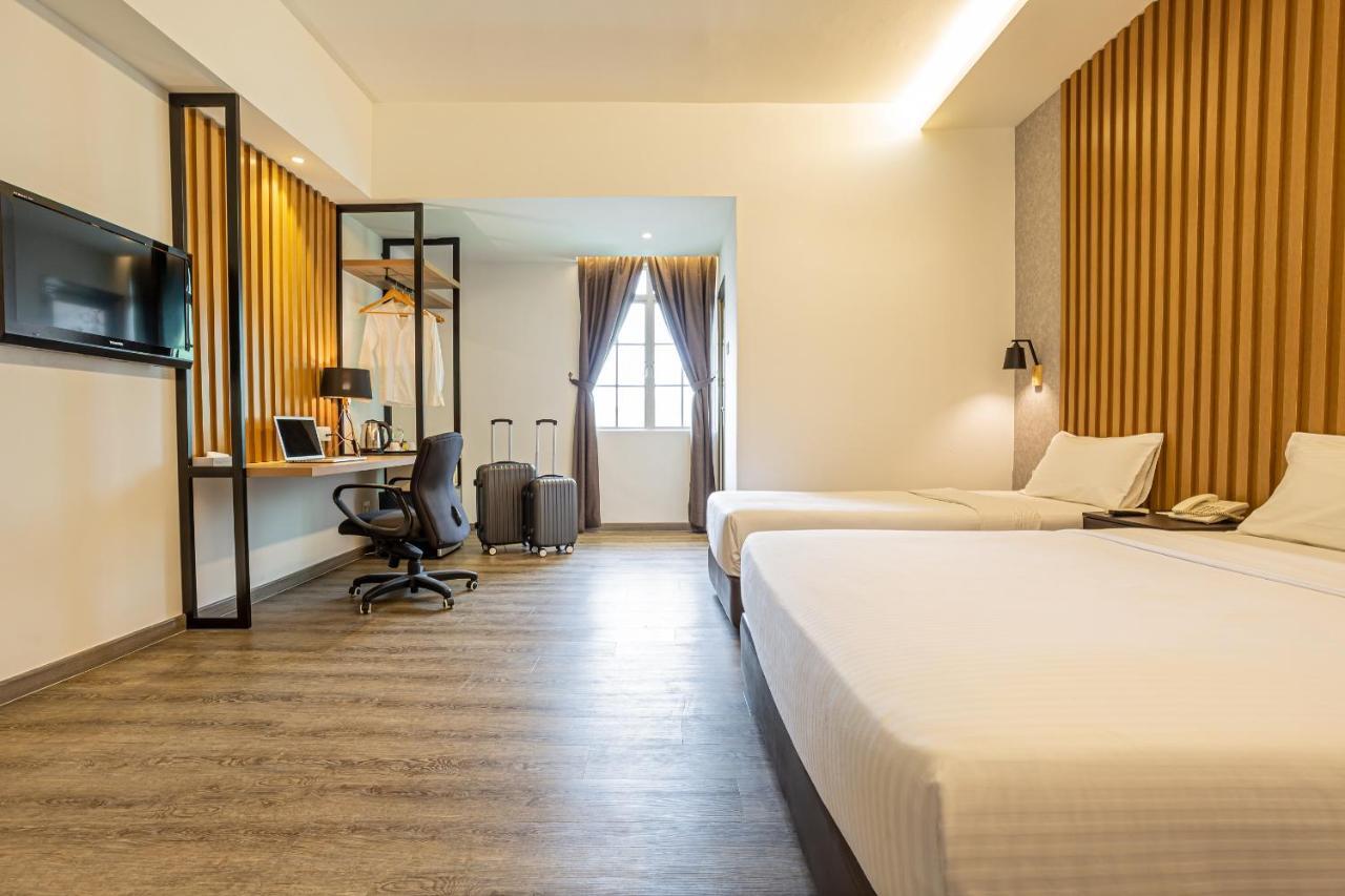 Thy Executive Hotel Джохор-Бару Екстер'єр фото