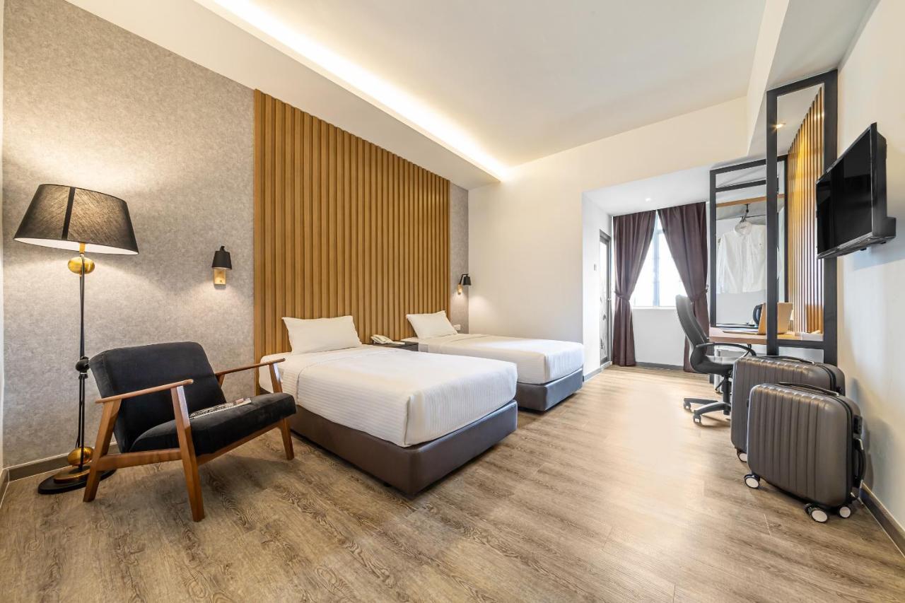 Thy Executive Hotel Джохор-Бару Екстер'єр фото