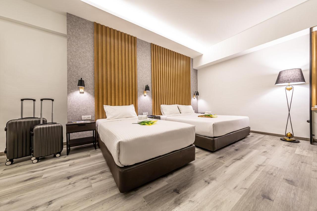 Thy Executive Hotel Джохор-Бару Екстер'єр фото